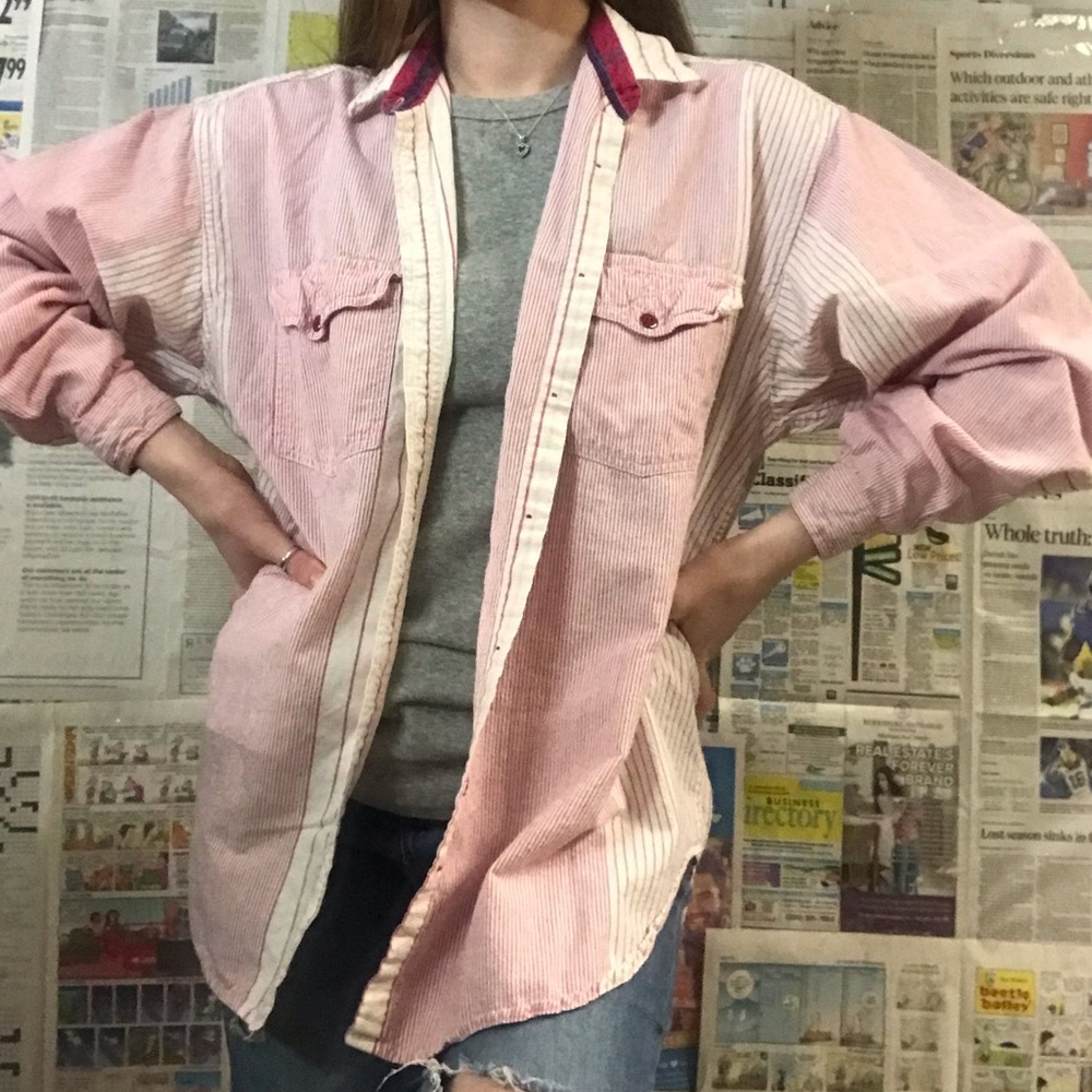 Vintage Women’s Detail Works Button Down Blouse